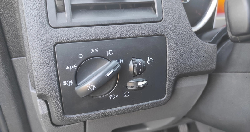 Ford Kuga cena 33900 przebieg: 223000, rok produkcji 2011 z Ryki małe 781